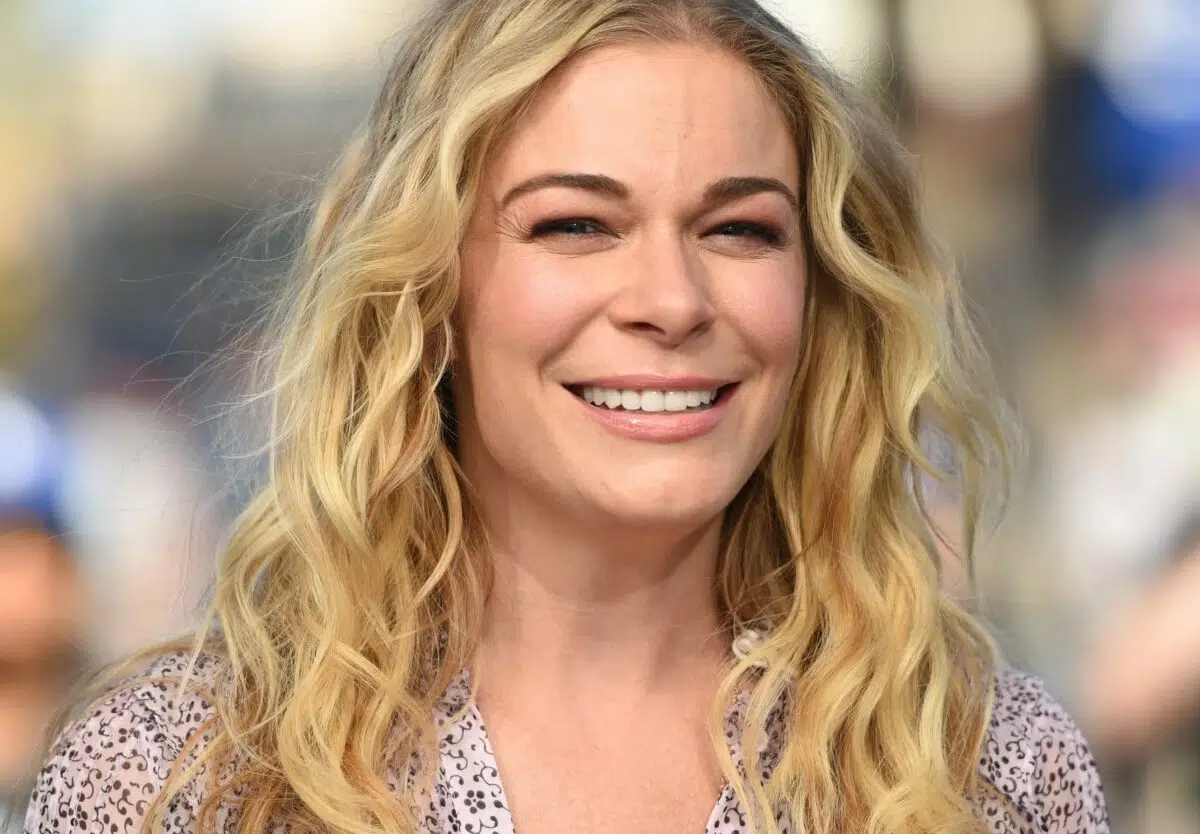 The Scoop on Leann Rimes Net Worth 2025 What's in Store for the